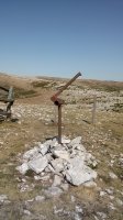 Goñiko Gainak (1265m) aizkora postontzia