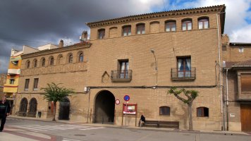 Udaletxea, Arguedas