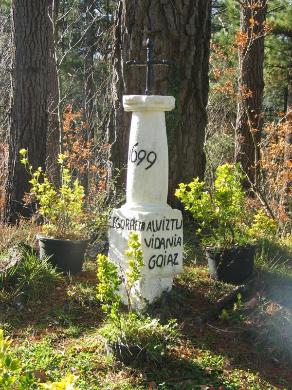 Mugarri zaharra