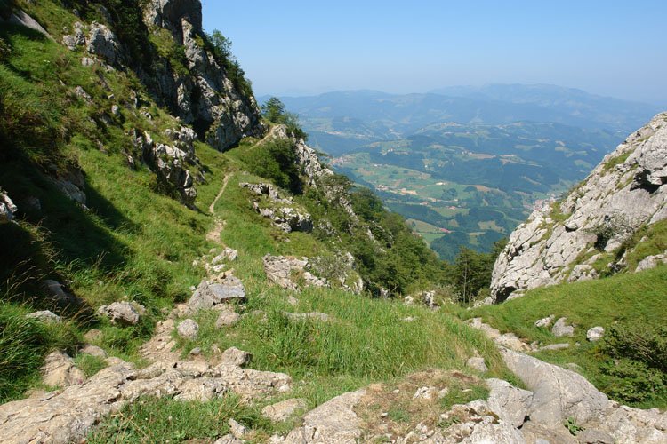 Muitze aldeko bidea