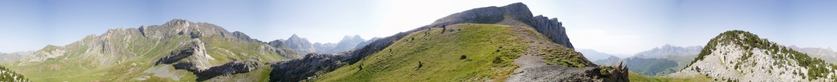 Ipar-mendebaldeko lepotik 360º-tako ikuspegia