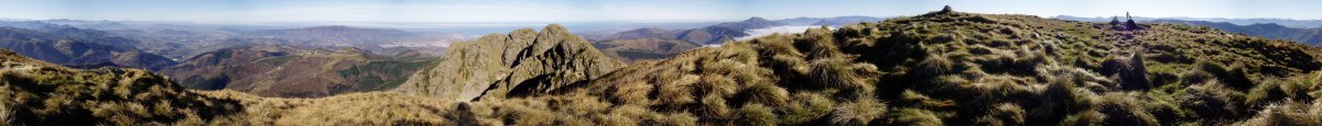 Erroilbideko tontorrean 360ºtako ikuspegia