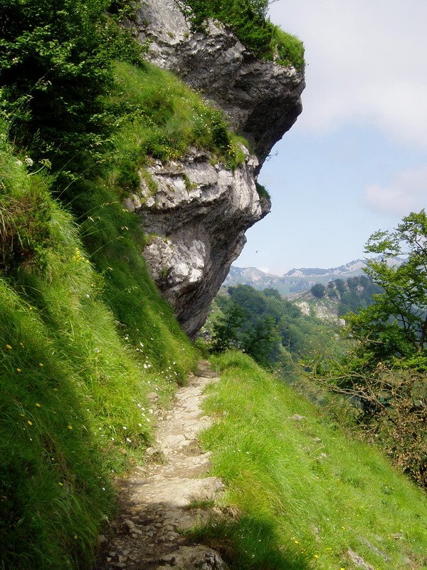 Atxuriko pasabidea