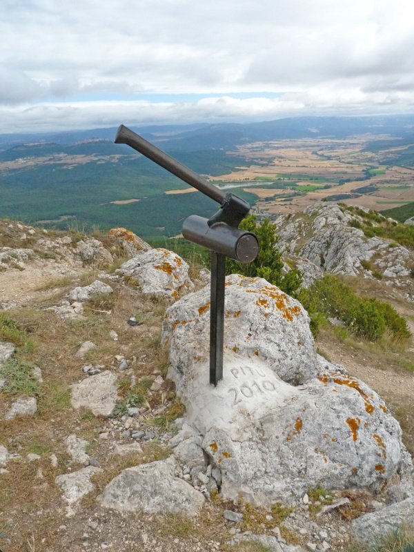 Lapoblazioneko txartelontzia