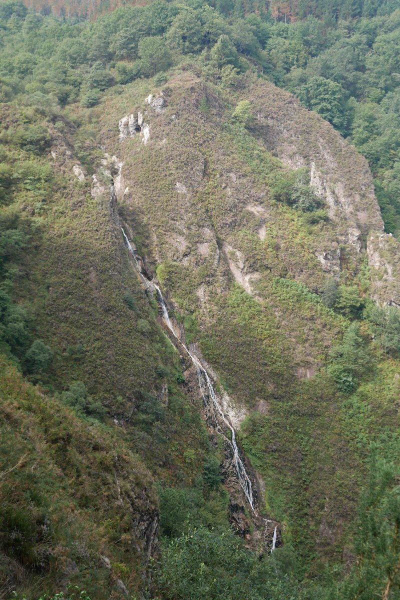 Aitzondo ur-jauzia
