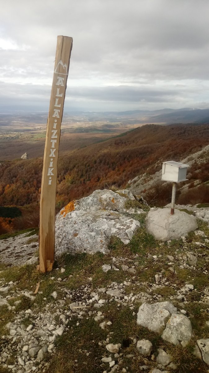 Allaiztxiki (1171m) tontorra