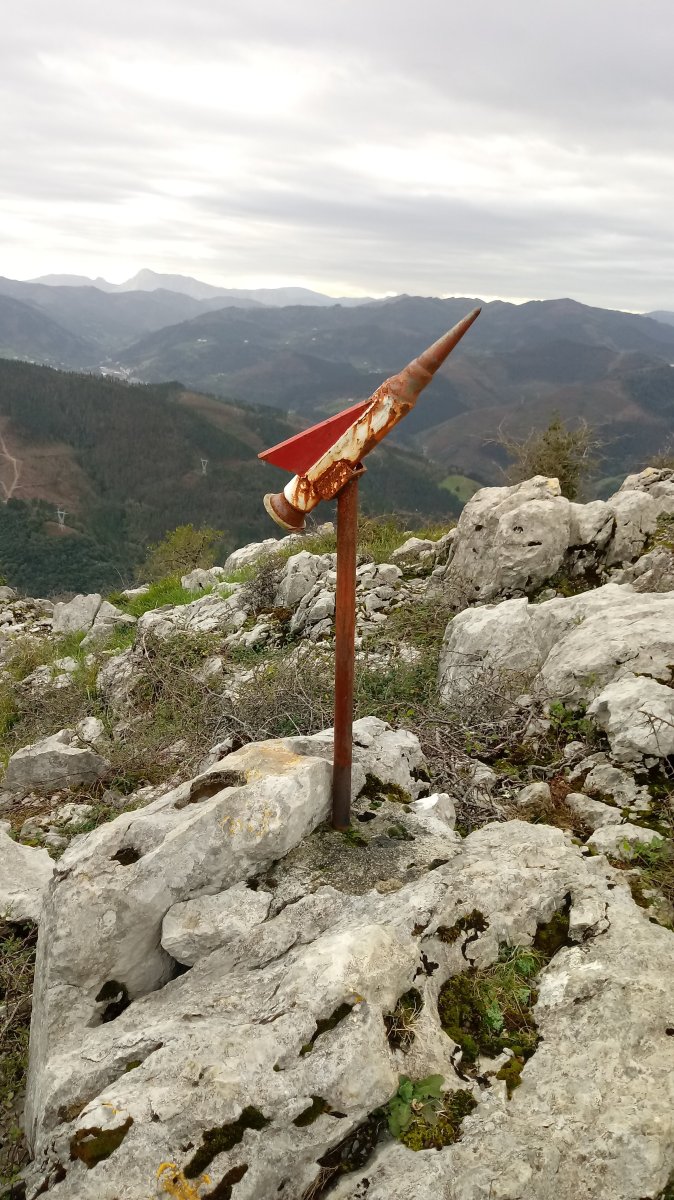 Garaluz (575m) postontzia