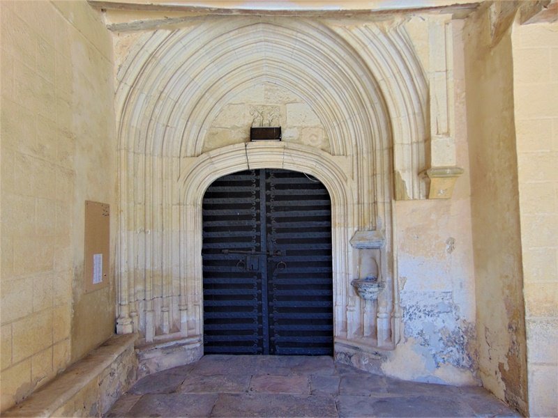 San Esteban Eliza Iruraiz-Gaunan