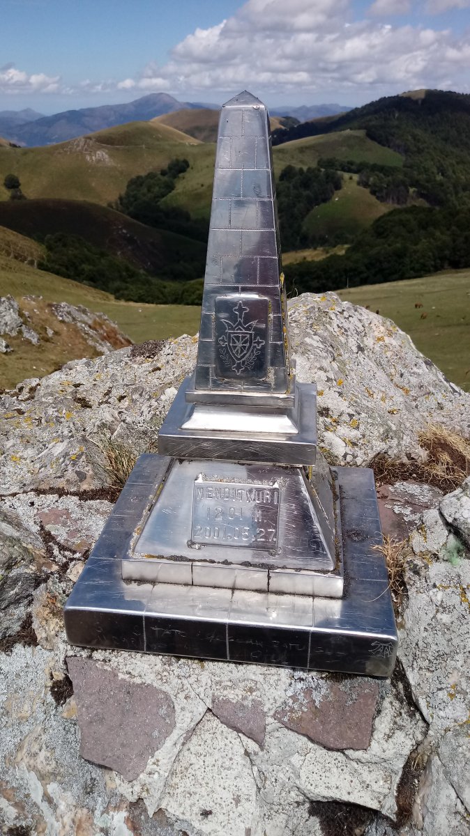 Menditxuri (1194m) postontzia