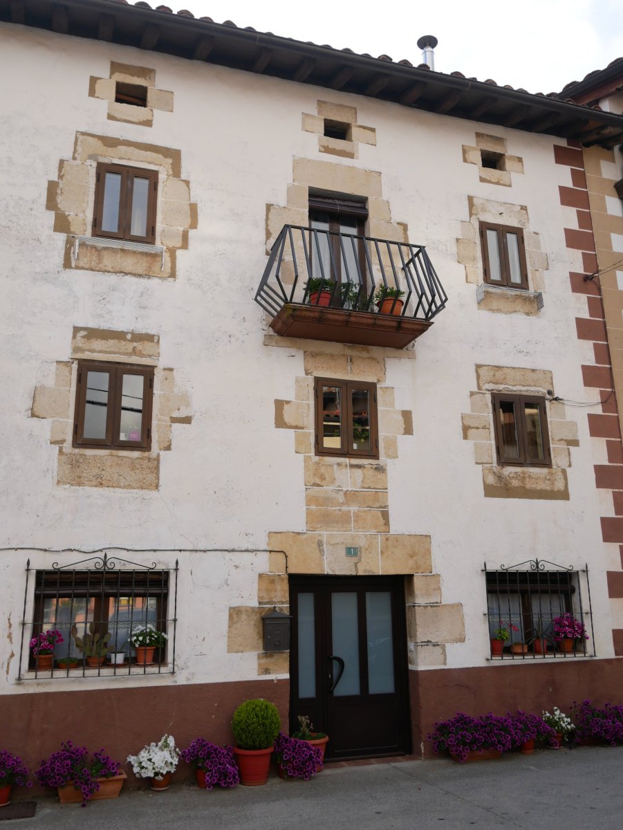 Etxea, Maeztu