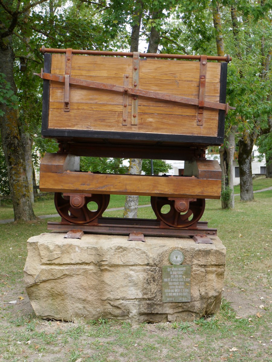 Oroigarria, Araia