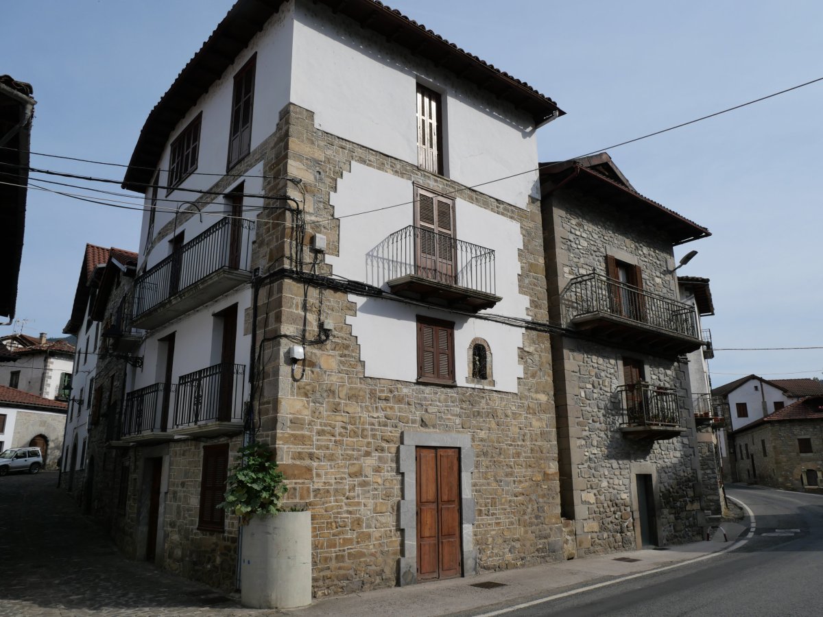 Etxea, Erronkari