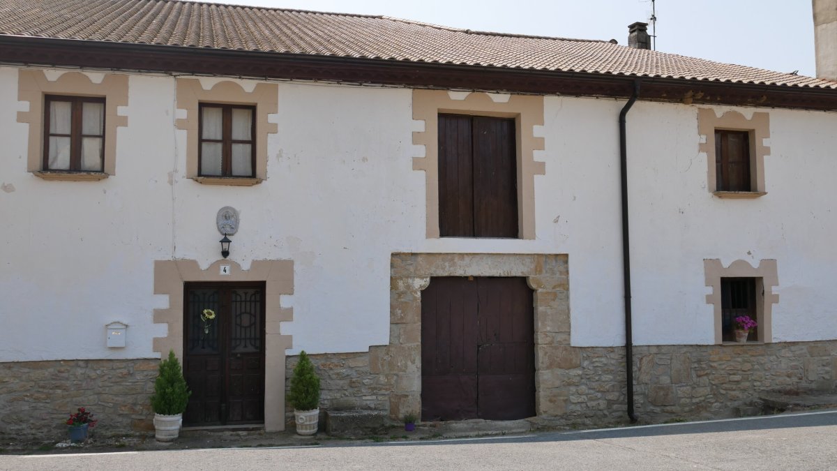 Etxea, Genbe