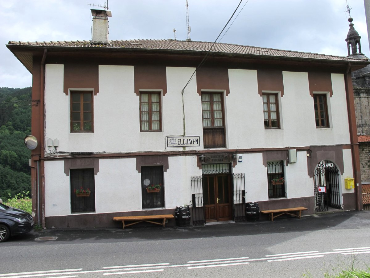 Udaletxea, Elduain
